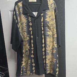 Men's Black and Gold Floral Shirt